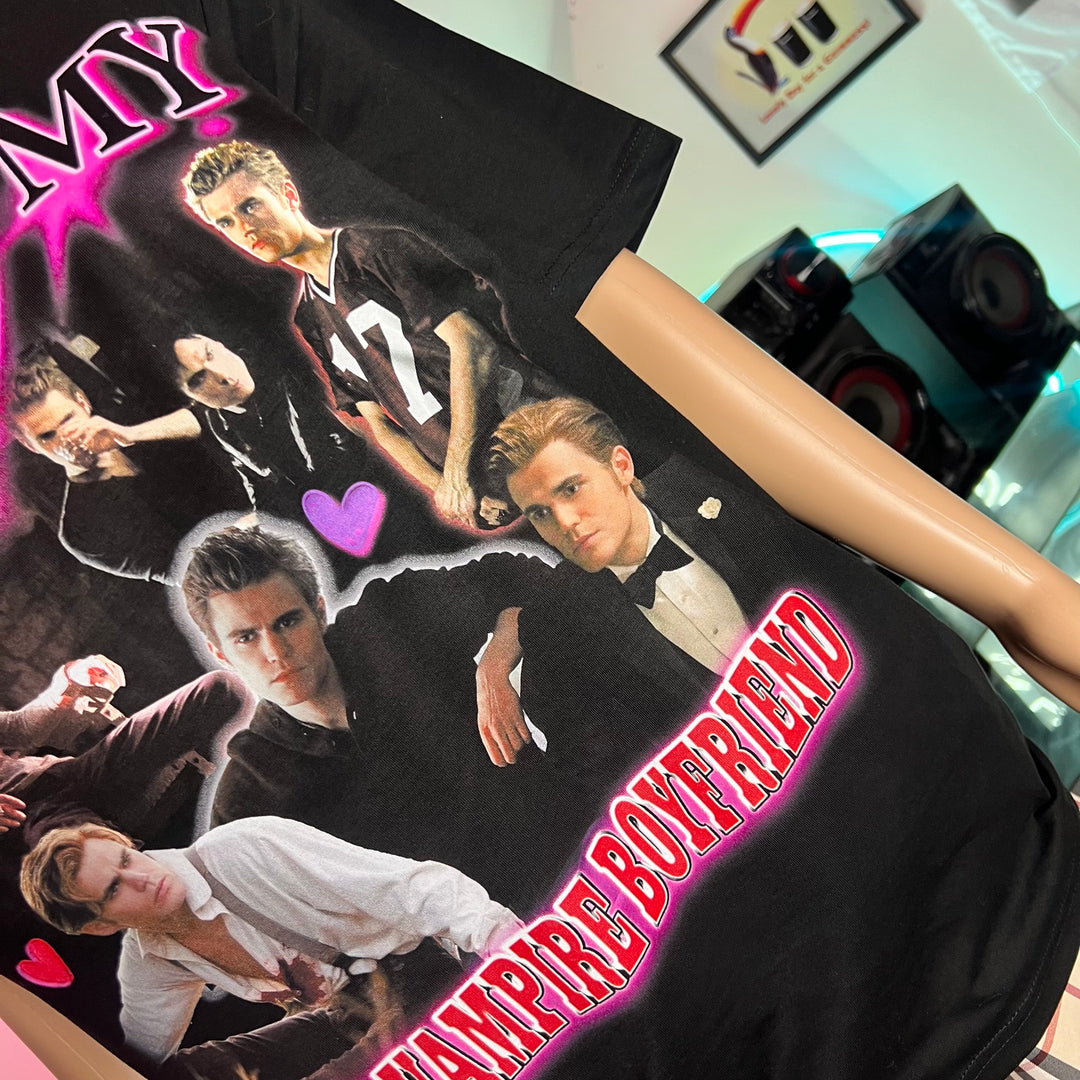 i love my hot vampire boyfriend (Stefan) graphic T-shirt
