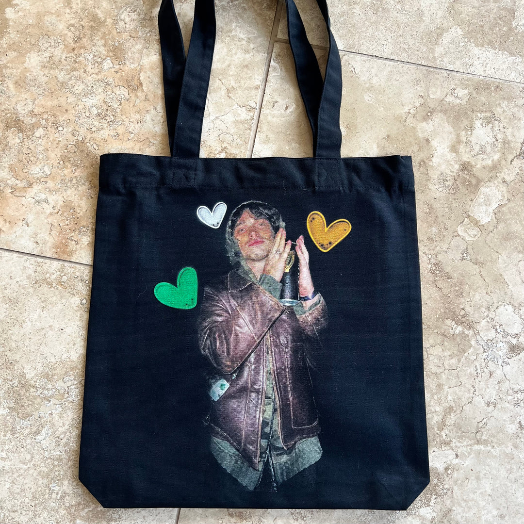 Eli hearts y2k print tote bag