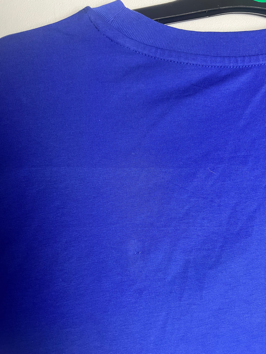 Cult classic tee medium -(seconds)