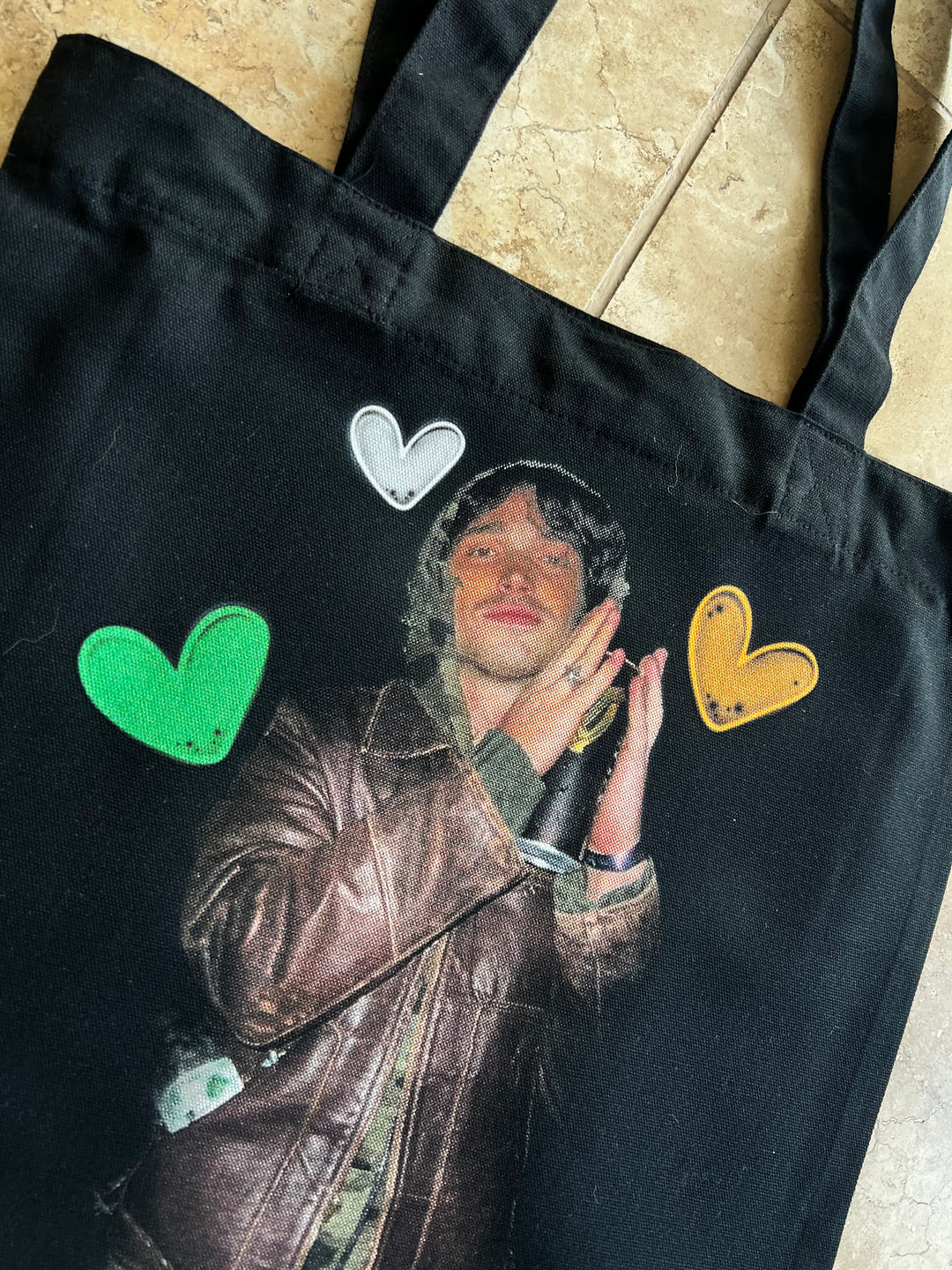 Eli hearts y2k print tote bag