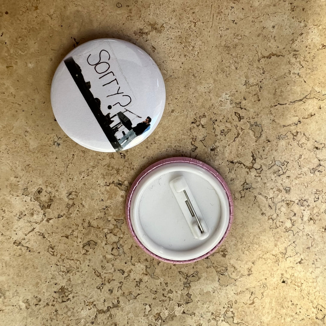 Sorry? Matty Healy graffiti button pin badge