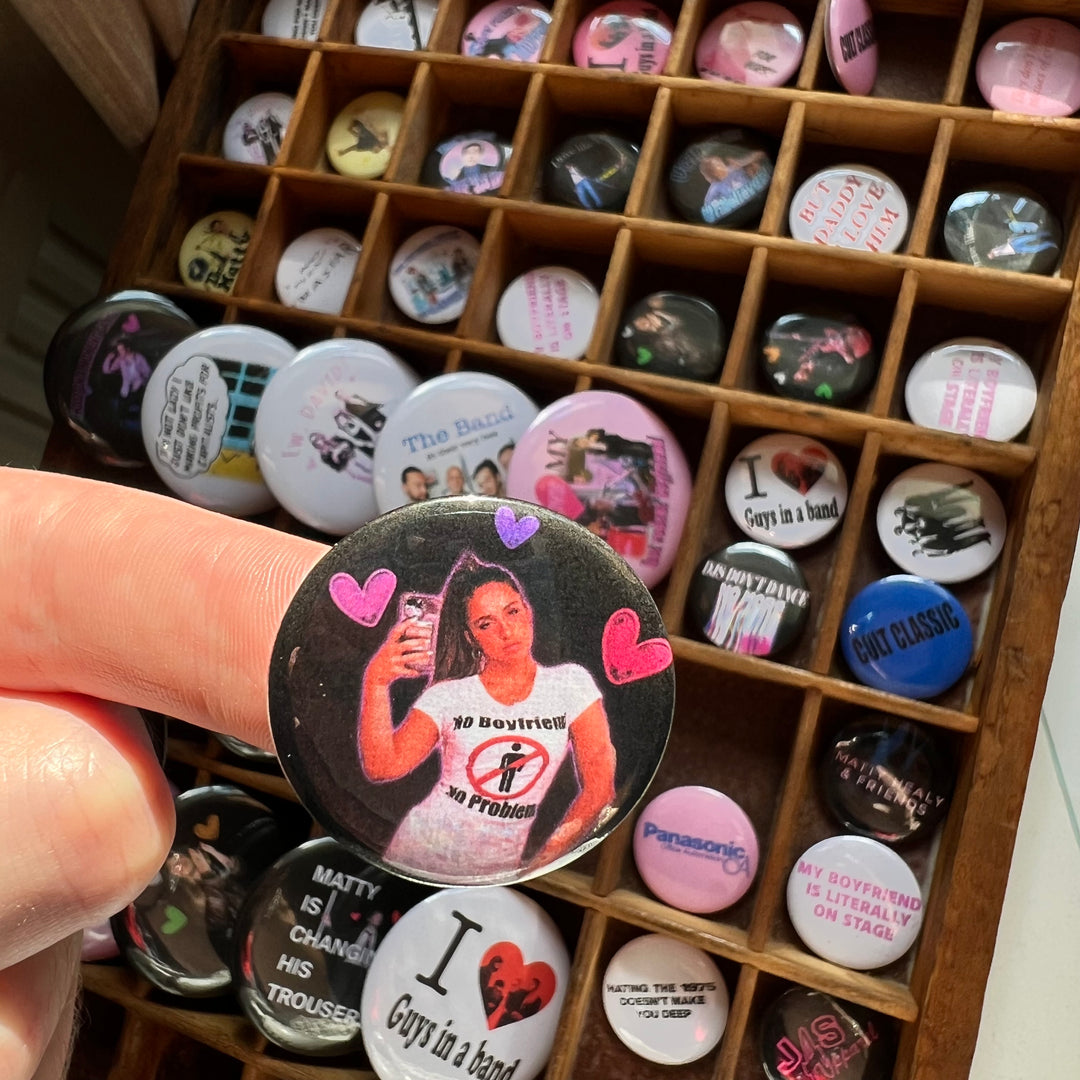 T8 inspired - button badge