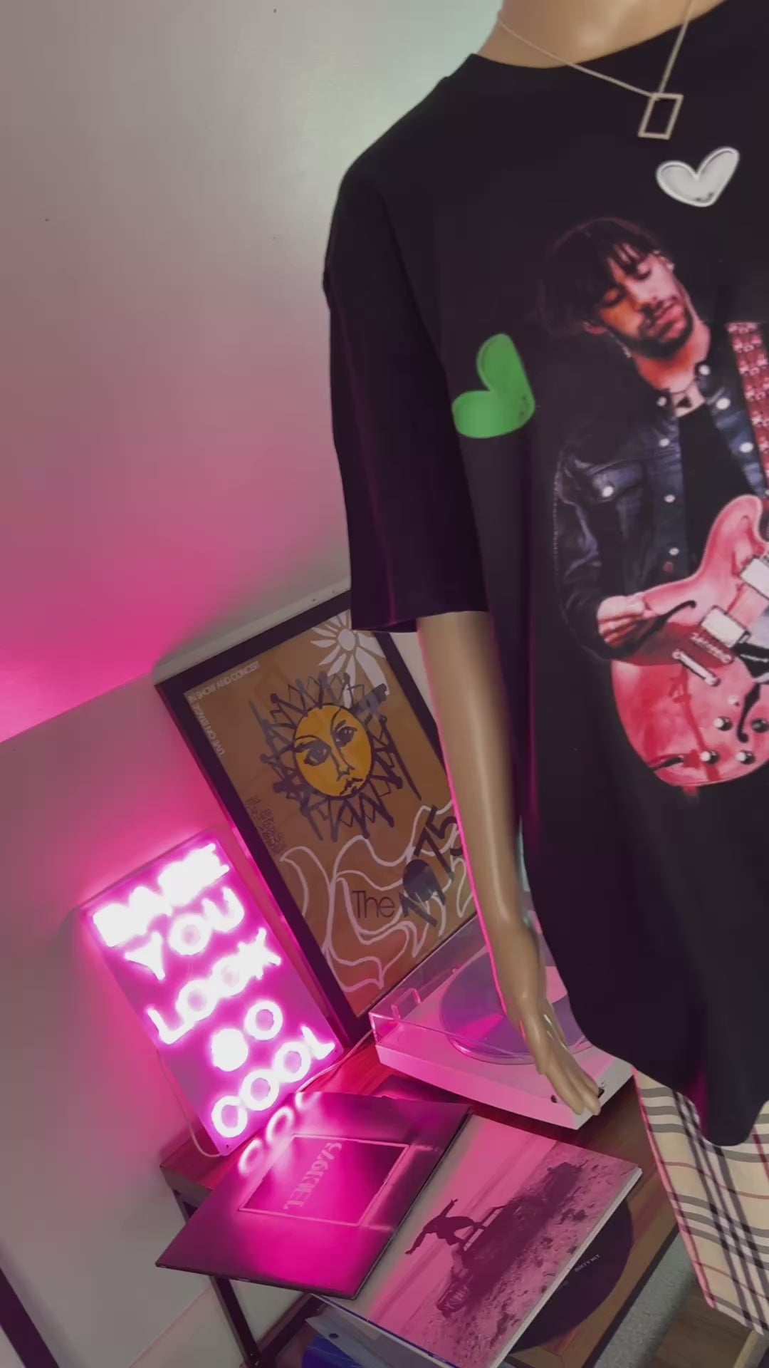 Josh J hearts style graphic print t-shirt